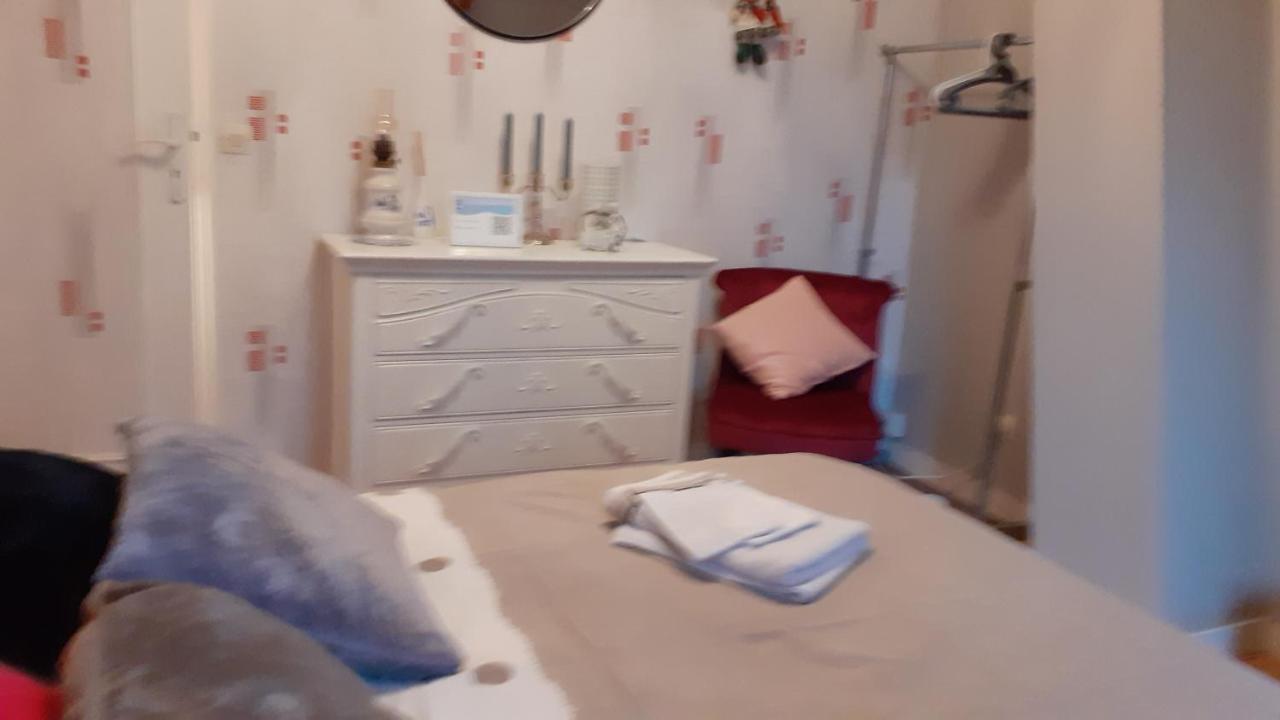 chambre d'hôte Chambre dans une maison pleine de vie Paris Exterior foto